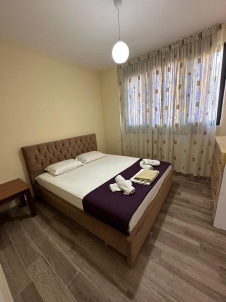 Tirane, jepet me qera apartament 2+1 Kati 2, 500 € (Tel Spitali Amerikan 2)
