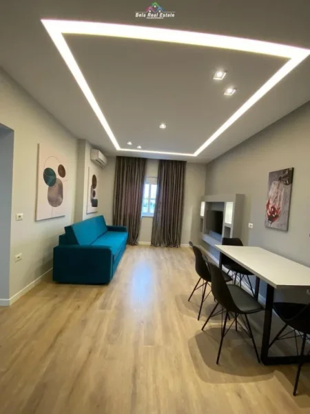 Tirane, jepet me qera apartament 2+1+BLK Kati 1, 80 m² 700 Euro (21 dhjetori)