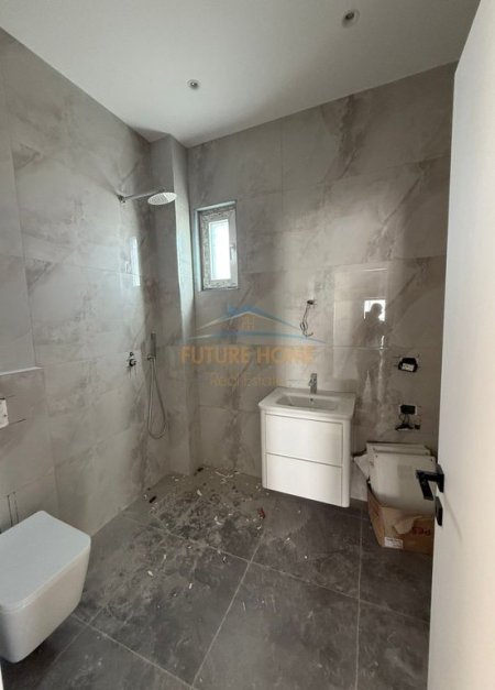 Tirane, shitet apartament 1+1 Kati 1, 76 m² 124.750 € (Rruga Mihal Grameno)