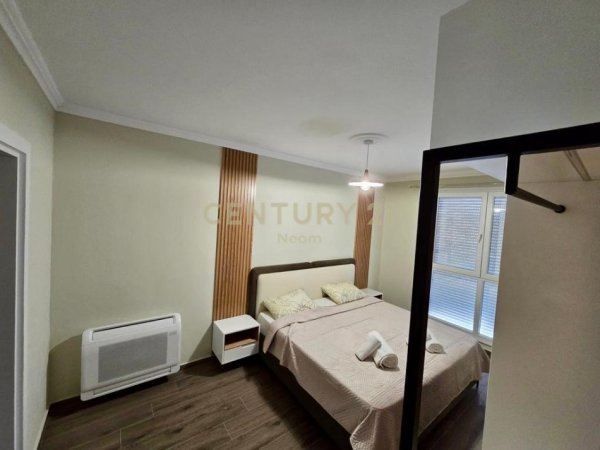 Tirane, jap me qera apartament 2+1+Ballkon Kati 5, 110 m² 650 € (Rruga &quot;Hamdi Pepo&quot;)