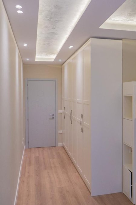 Tirane, jepet me qera apartament 2+1+Ballkon , 8 m² (kodra e diellt)