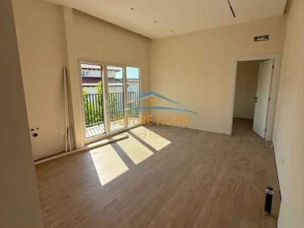 Tirane, shes apartament 1+1+Ballkon Kati 3, (Ali Demi)