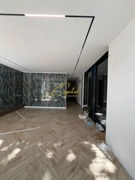 Tirane, jepet me qera dyqan Kati 0, 65 m² 1.200 € (RRUGA E DIBRES)