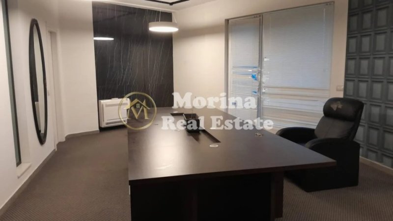 Tirane, jepet me qera ambjent biznesi Kati 1, 288 m² 2.300 € (Ish Fusha Aviacionit — Kompleksi Turdiu 2,)