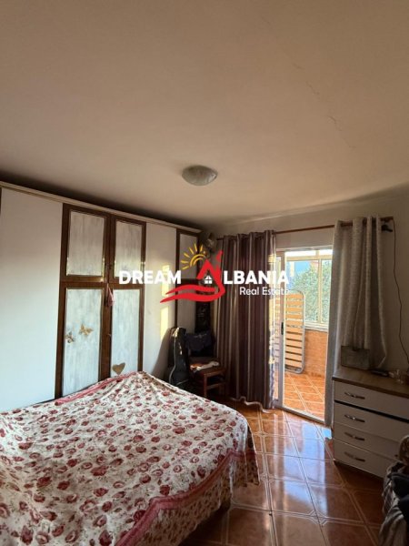 Tirane, jepet me qera apartament 2+1 Kati 5, 75 m² 550 € (prane Dispancerise)