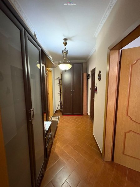 Shqiperi, jap me qera apartament 1+1+Ballkon Kati 2, 70 m² 540 € (shefqet musaraj)
