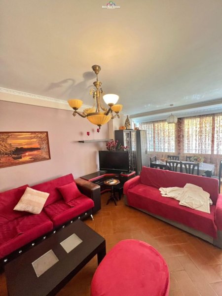 Shqiperi, jap me qera apartament 1+1+Ballkon Kati 2, 70 m² 540 € (shefqet musaraj)