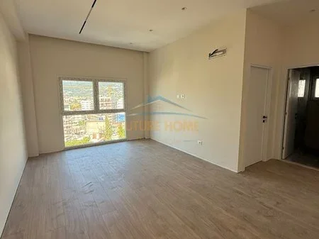 Shitet, Apartament 1+1, Ali Dem, Tiranë. AREA57105