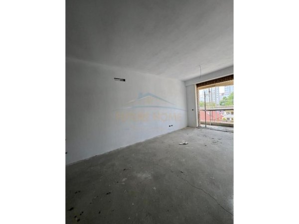 Tirane, shitet apartament 2+1 Kati 3, 116 m² 210.400 € (ish Fusha e Aviacionit)