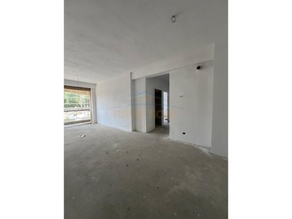 Tirane, shitet apartament 2+1 Kati 3, 116 m² 210.400 € (ish Fusha e Aviacionit)