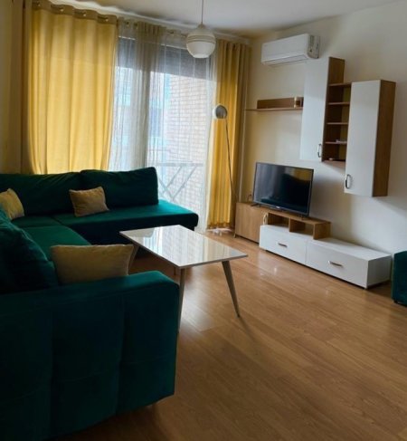 Tirane, jap me qera apartament 2+1+Ballkon Kati 4, 96 m² 700 € (don bosko)