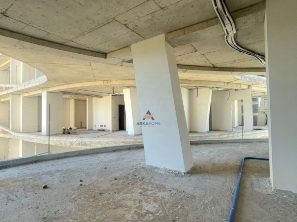 Tirane, shitet apartament 1+1+Ballkon Kati 2, 79 m² 185.000 € (NDODHET PRANE KOMPLEKSIT TULIPAN, TEG)