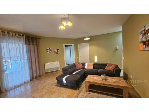 Tirane, jepet me qera apartament 1+1+Aneks+Ballkon Kati 8, 105 m² 800 € (Kompleksi Magnet)