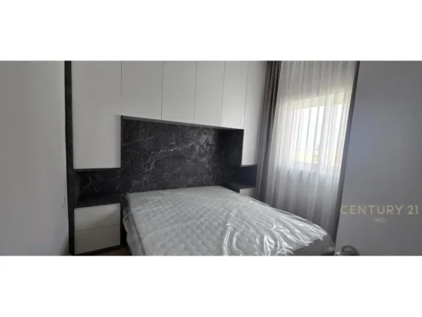 Tirane, shes apartament 1+1 Kati 7, 50 m² 107.000 € (Laprake)