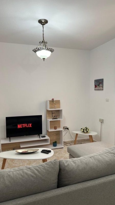 Tirane, jepet me qera apartament 1+1+Ballkon Kati 6, 60 m² 550 € (Zogu i zi)