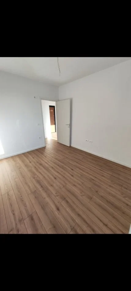Tirane, shitet apartament 1+1+Ballkon Kati 4, 64 m² 83.000 € (RRUGA ALEKSANDER KONDA, FRESK)