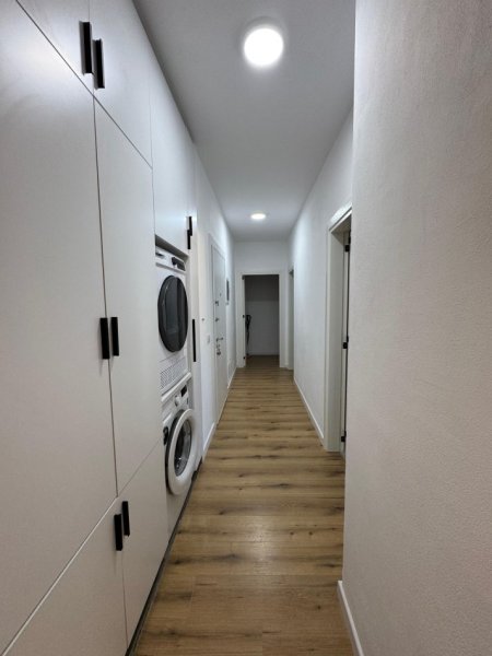 Tirane, jepet me qera apartament 2+1 Kati 2, 1.000 € 