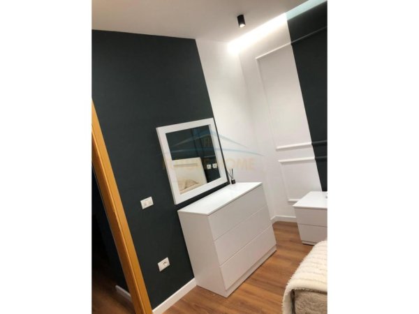 Durres, shitet apartament 2+1+Ballkon Kati 10, 96 m² 150.000 € 