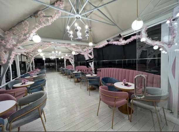 Tirane, jepet me qera dyqan Kati 0, 60 m² 2.500 € (BULEVARDI ZOGU 1)