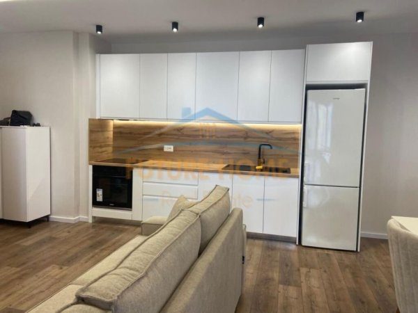 Durres Plazh, shitet apartament 1+1+Ballkon Kati 4, 122 m² 145.000 € 