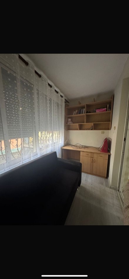 Tirane, jepet me qera apartament 1+1 Kati 1, 65 m² 500 € (Bar Votra Brryli)