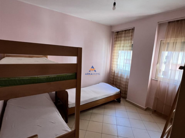 Tirane, jepet me qera apartament 1+1+Ballkon Kati 2, 60 m² 450 € (ZONA 5 MAJI)