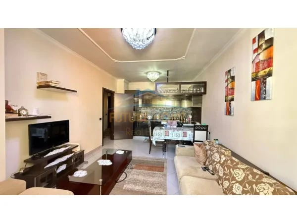 Tirane, shitet apartament 2+1+Ballkon Kati 6, 97 m² 147.000 € 