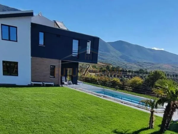 Tirane, shitet Vile 3+1+Ballkon Kati 2, 413 m² 950.000 € (Daias)