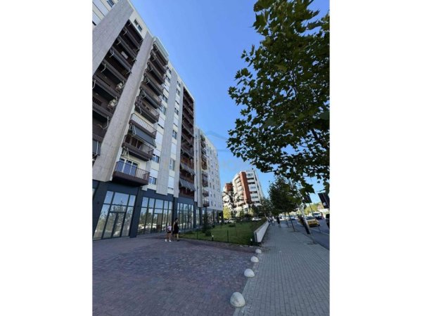 0683487469 Tirane, jepet me qera apartament 1+1+Parkim Kati 3, 65 m² 600 € (Bulevardi Migjeni , Astir)