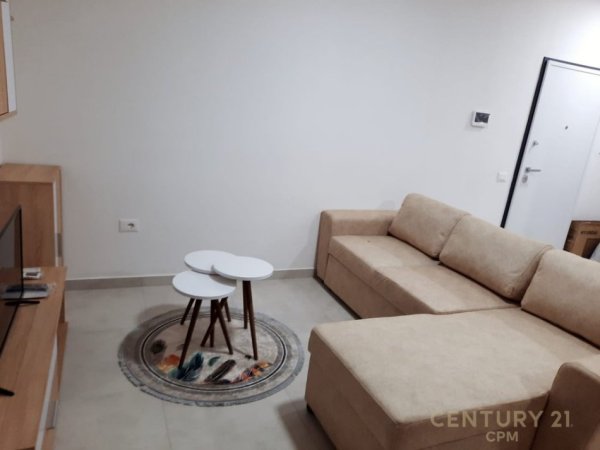 Tirane, jepet me qera apartament 1+1 Kati 4, 70 m² 600 € 