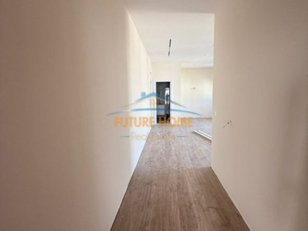 Tirane, shitet apartament 1+1 Kati 4, 76 m² 124.750 € 