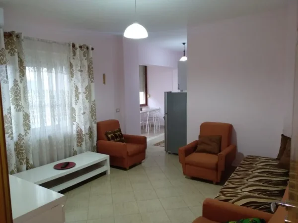jepet me qera apartament Kati 6, 58 m² 520 € (qsut)