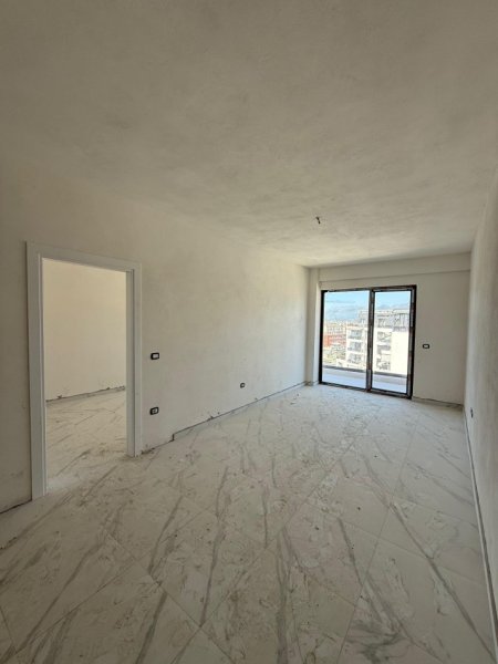 Tirane, shitet apartament 1+1 Kati 11, 79 m² 122.667 € (Turdiu)