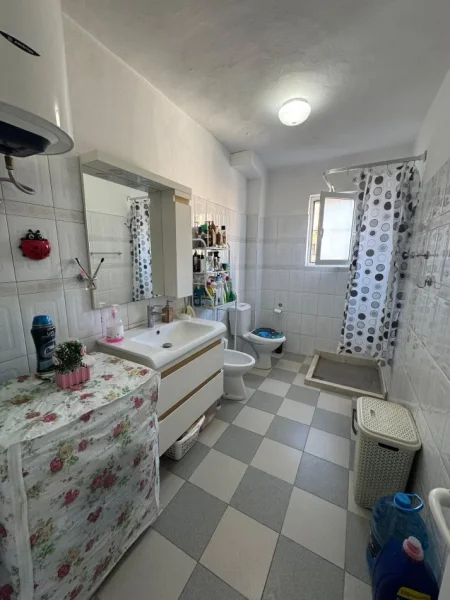 APARTAMENT 3+1 PER SHITJE, SHKOLLA E BALETIT
