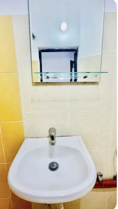 Tirane, jepet me qera nga Pronari, pa komision, garzoniere pa-Kati 2, 26.000 leke