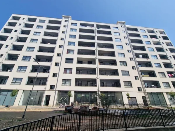 Tirane, shitet apartament 1+1 Kati 5, 67 m² 51.040 € (Kamez)