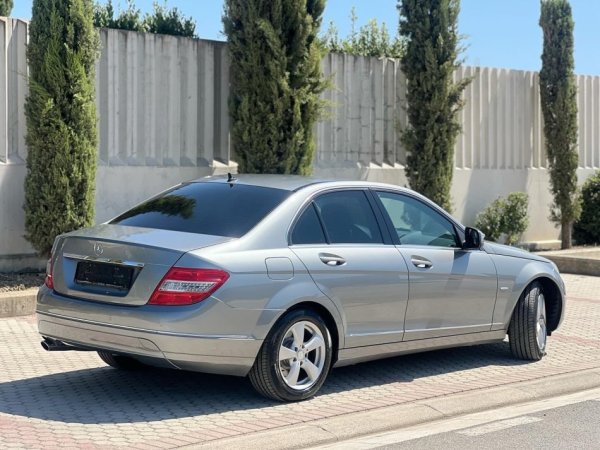 MERCEDES - BENZ C 220 CDI 👉 2008 👈 kambio AUTOMATIKE - AVANGARDE 7.700 €