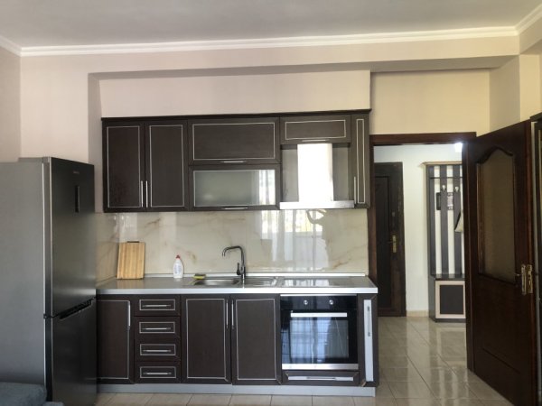 Tirane, apartament
