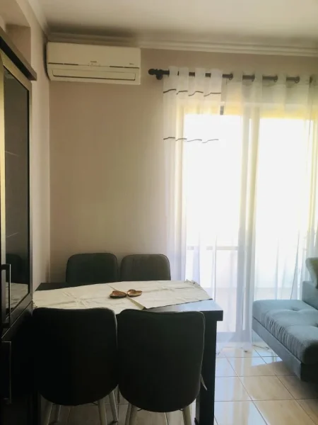 Tirane, apartament