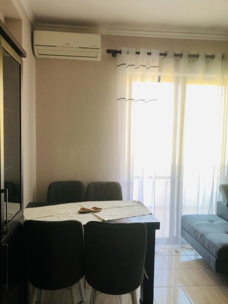 Tirane, apartament