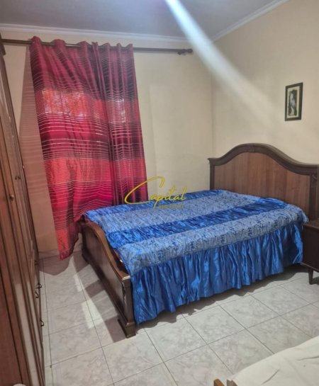 Tirane, jepet me qera apartament 1+1 Kati 1, 80 m² 450 € (RRUGA 5 MAJI)