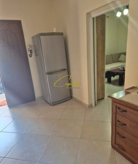Tirane, jepet me qera apartament 1+1 Kati 1, 80 m² 450 € (RRUGA 5 MAJI)