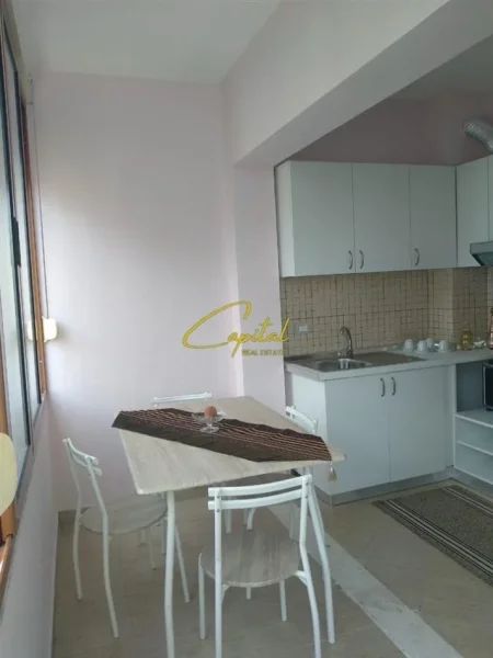Tirane, jepet me qera apartament 1+1 Kati 6, 58 m² 520 € (RRUGA KONGRESI I MANASTIRIT)