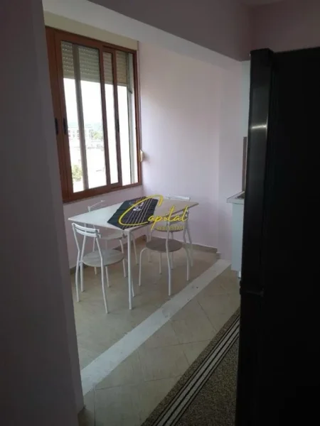 Tirane, jepet me qera apartament 1+1 Kati 6, 58 m² 520 € (RRUGA KONGRESI I MANASTIRIT)