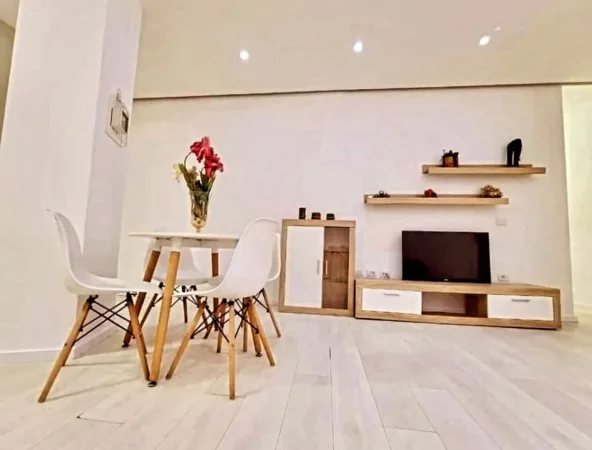 Tirane, shitet apartament 2+1 , 100 m² 159.000 € (liqeni thate)