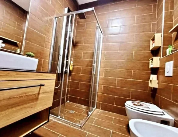 Tirane, shitet apartament 2+1 , 100 m² 159.000 € (liqeni thate)