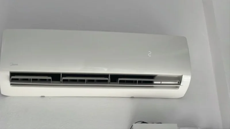 Tirane, shes Kondocioner Midea 24 btu  vlera 500 €