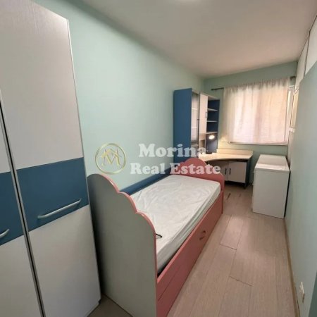 Tirane, jepet me qera apartament 3+1+Ballkon Kati 4, 100 m² 790 € (Pazari I Ri- prane Qendres)