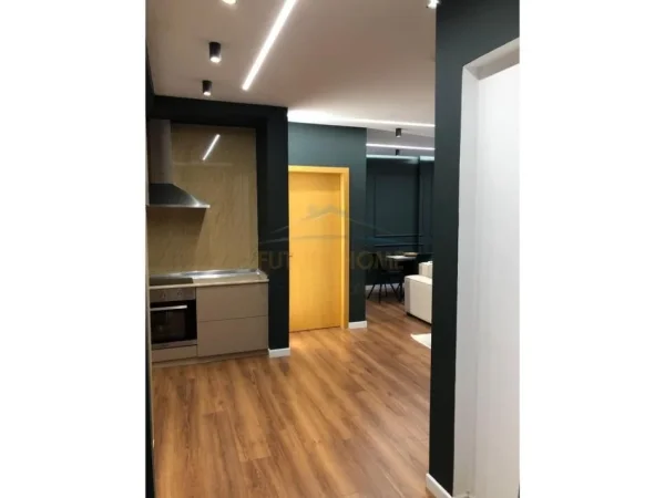 Durres, shitet apartament 2+1+Ballkon Kati 10, 96 m² 150.000 € (Prane UKD, Durres)