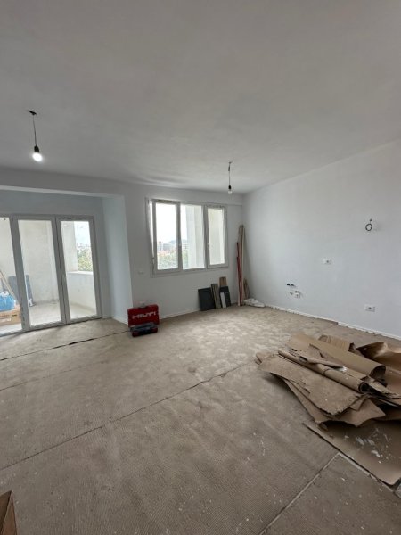 Tirane, jepet me qera zyre Kati 2, 96 m² 600 € (RIVER REZIDENC)